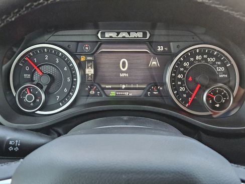 New 2026 RAM 1500 4x4 Crew Cab image 19