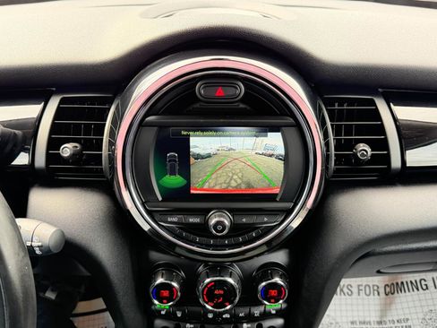 Used 2019 MINI Cooper 2-Door Hardtop w/ Storage Package image 22