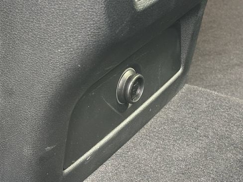 Used 2022 BMW X5 M50i AWD/4WD image 28
