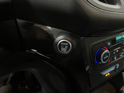 Used 2018 Ford Escape Titanium w/ Ford Safe & Smart Package image 20