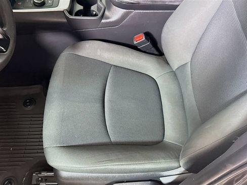 Used 2021 Toyota RAV4 LE AWD/4WD image 20