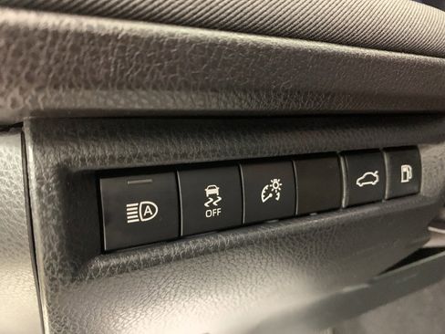 Used 2025 Toyota Camry LE image 17