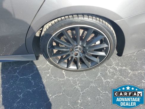 Used 2021 Mercedes-Benz A 35 AMG 4MATIC image 21