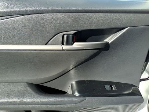 Used 2025 Toyota Camry LE FWD image 30