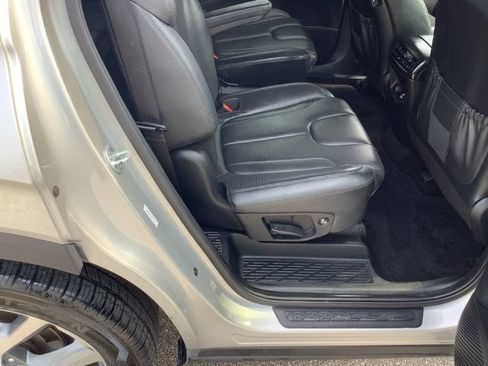 Used 2021 Hyundai Palisade SEL w/ Premium Package AWD/4WD image 15