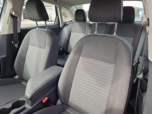 Used 2024 Volkswagen Jetta S image 21