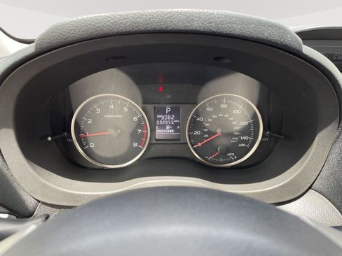 Used 2014 Subaru Crosstrek 2.0i Limited AWD/4WD image 2