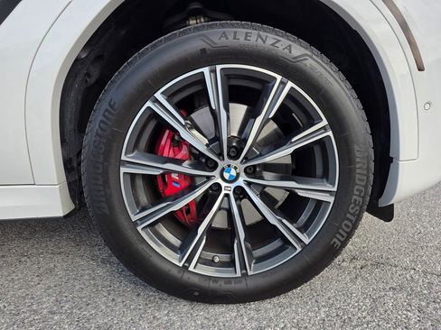 Used 2022 BMW X6 xDrive40i w/ M Sport Package image 30