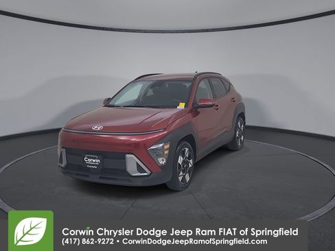 Used 2025 Hyundai Kona SEL image 6
