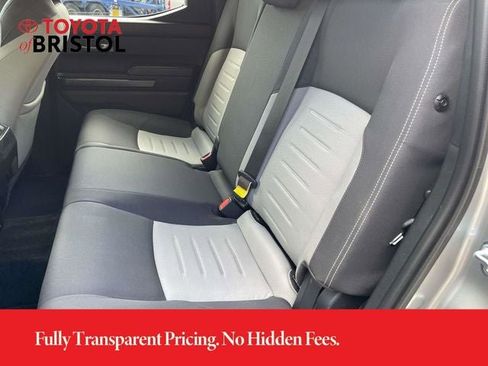 Used 2025 Toyota Tacoma TRD Sport AWD/4WD image 21