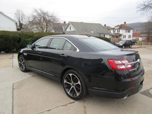 Used 2015 Ford Taurus SEL w/ Equipment Group 201A AWD/4WD image 3