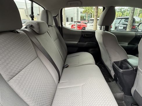 Used 2020 Toyota Tacoma SR w/ SR Convenience Package RWD image 41