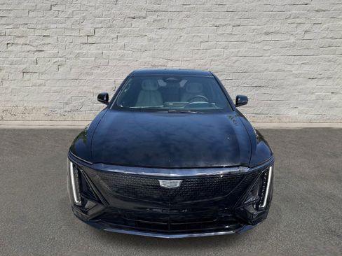 New 2026 Cadillac Lyriq Signature Sport w/ LPO, Floor Liner Package RWD image 2