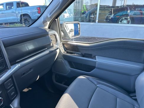Used 2021 Ford F150 Lariat w/ Equipment Group 502A High AWD/4WD image 39