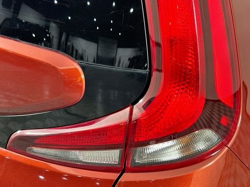 Used 2020 Kia Soul LX image 58