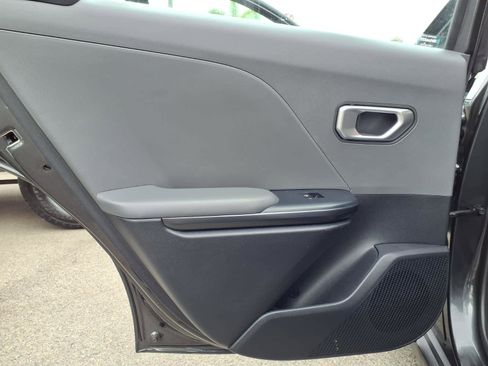 Used 2025 Kia K4 FWD image 19