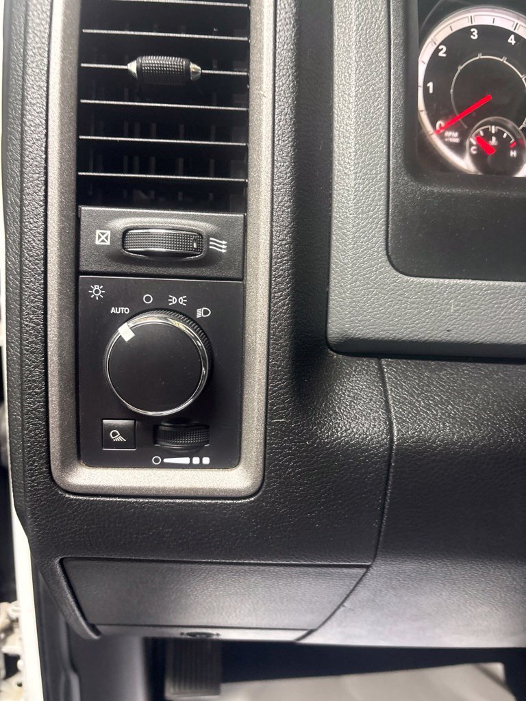 Used 2019 RAM 1500 Tradesman RWD image 22
