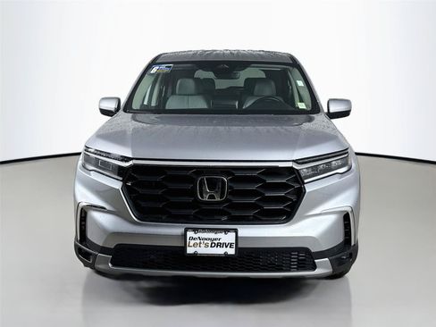 Used 2025 Honda Pilot EX-L image 4