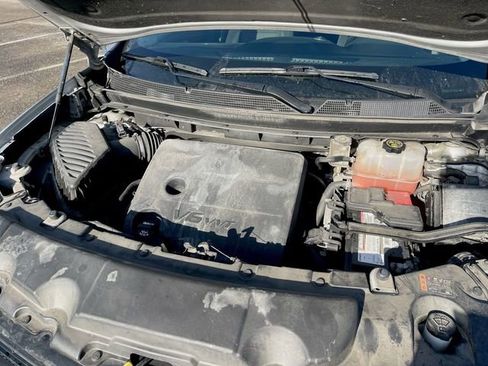 Used 2020 Chevrolet Traverse LT w/ LPO, Blackout Package image 29