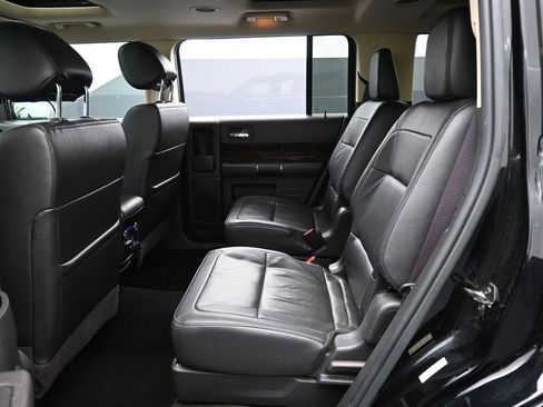 Used 2017 Ford Flex Limited w/ Equipment Group 303A AWD/4WD image 21
