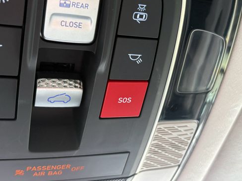 Used 2025 Hyundai Palisade Calligraphy FWD image 21