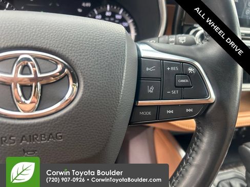 Used 2021 Toyota Highlander Platinum AWD/4WD image 28