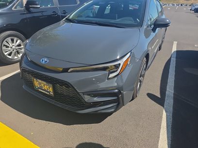 Used 2025 Toyota Corolla SE w/ SE Premium Package