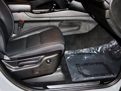 Used 2022 Dodge Durango GT image 59