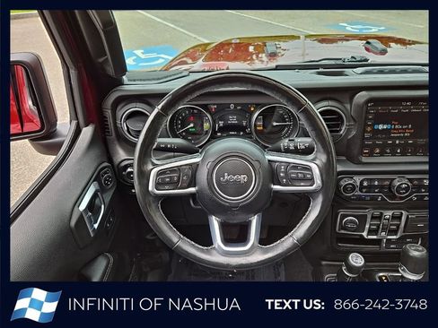 Used 2021 Jeep Wrangler Unlimited Sahara w/ Cold Weather Group AWD/4WD image 9