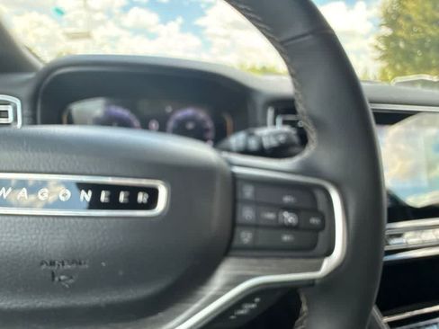Used 2024 Jeep Wagoneer L Series II RWD image 24