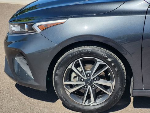 Used 2024 Kia Forte LXS image 8