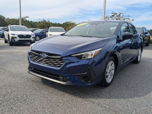 Certified 2025 Subaru Impreza 2.0i image 7