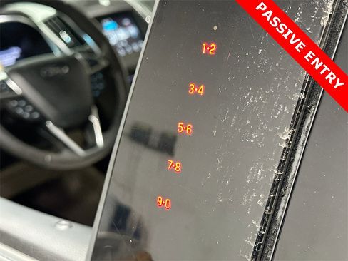 Used 2016 Ford Edge Titanium w/ Equipment Group 301A image 42