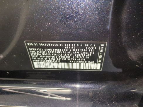 Used 2021 Volkswagen GTI SE image 38
