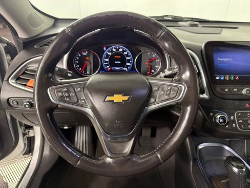 Used 2020 Chevrolet Malibu Premier image 16