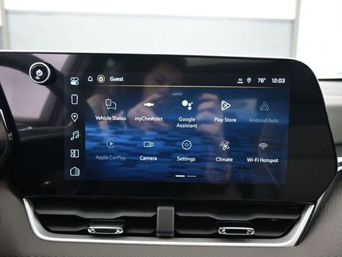 New 2026 Chevrolet Equinox LT w/ Convenience Package II image 17