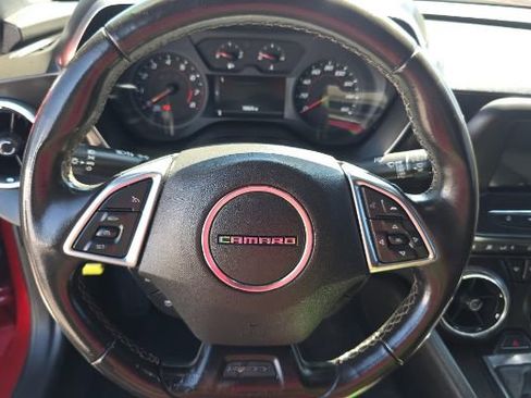 Used 2017 Chevrolet Camaro LT image 7