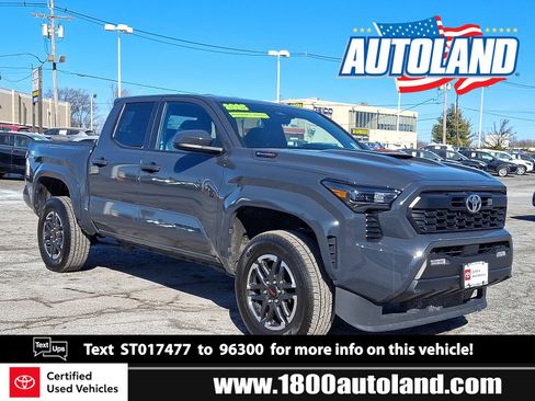 Certified 2025 Toyota Tacoma TRD Sport image 1