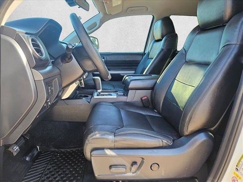 Used 2018 Toyota Tundra SR5 AWD/4WD image 15