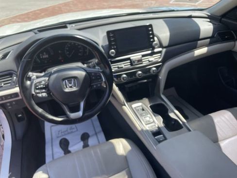 Used 2021 Honda Accord Touring image 15