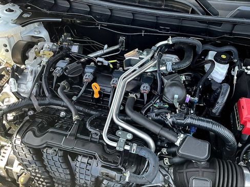 Used 2025 Nissan Altima 2.5 SV FWD image 32