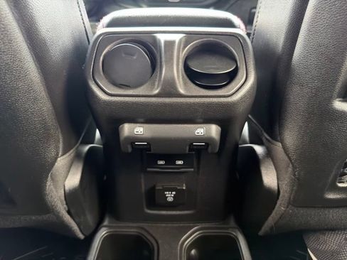 Used 2023 Jeep Gladiator Rubicon w/ LED Lighting Group AWD/4WD image 28
