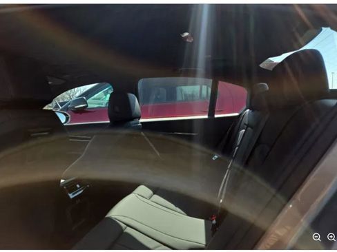 Used 2024 BMW 530i xDrive w/ Premium Package image 10