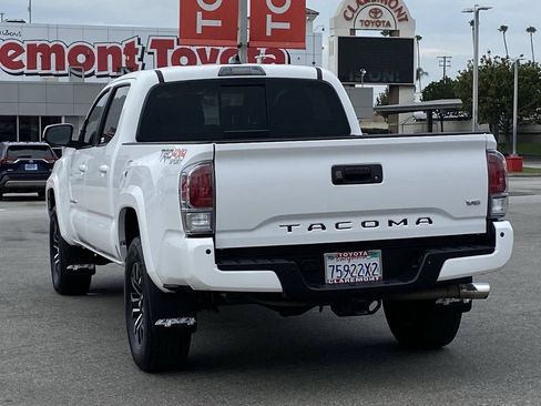 Certified 2020 Toyota Tacoma TRD Sport w/ Technology Package AWD/4WD image 42