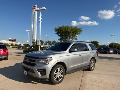 Used 2024 Ford Expedition XLT