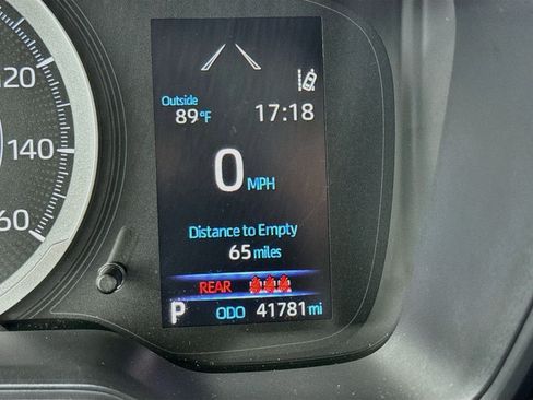 Used 2020 Toyota Corolla LE w/ Carpet Mat Package (TMS) FWD image 8