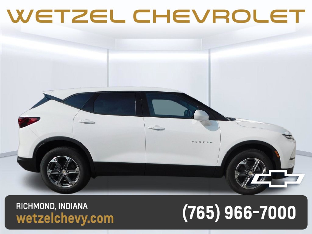 New 2026 Chevrolet Blazer LT w/ LPO, Floor Liner Package AWD/4WD image 2