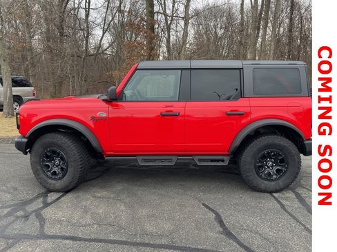 Used 2023 Ford Bronco Wildtrak image 4