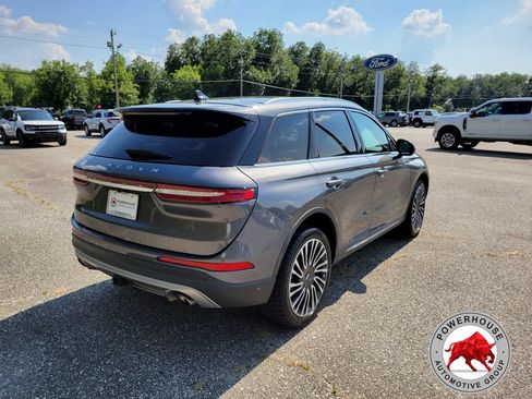 Used 2021 Lincoln Corsair Reserve w/ Equipment Group 201A FWD image 6