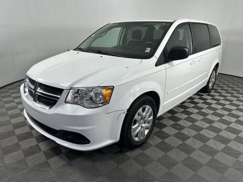 Used 2017 Dodge Grand Caravan SE w/ Power Window Group image 4